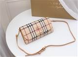 bag-burberry AAA-670