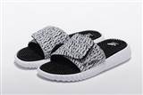 slipper-yeezy 350-4